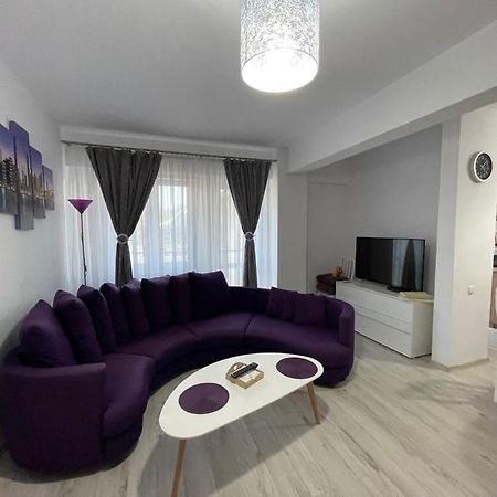 Deny'S Apartament Gura Humorului Buitenkant foto