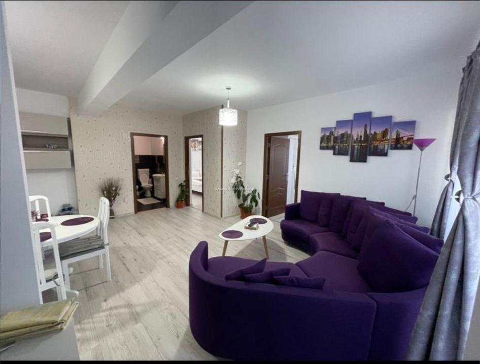 Deny'S Apartament Gura Humorului Buitenkant foto